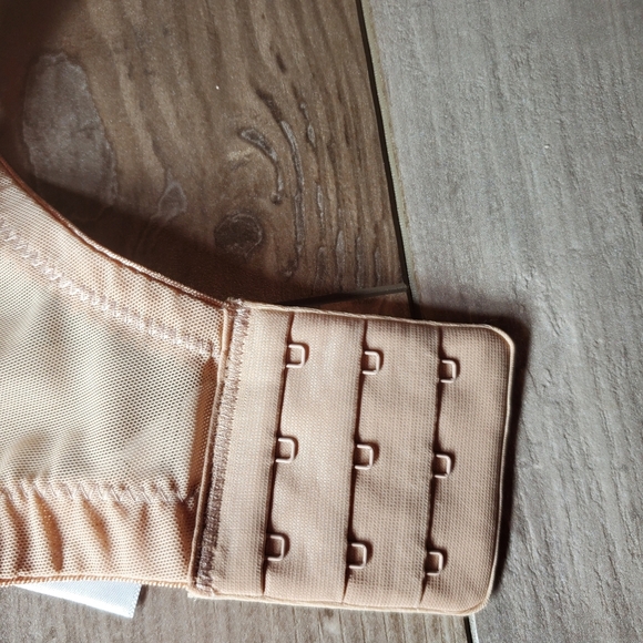 Glamorise MagicLift Seamless Support T-Shirt Bra Size 36DD Nude Color NWOT - Picture 8 of 12